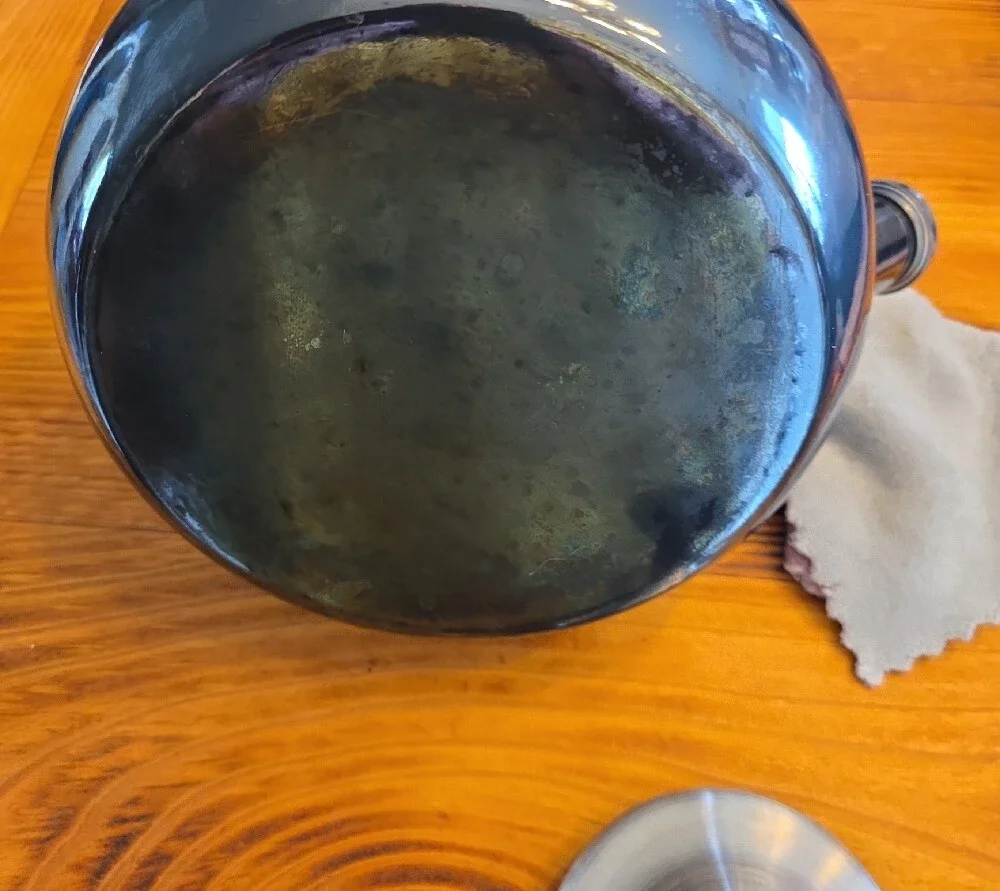 Chantal Black and Stainless Steel Whistling Tea Kettle